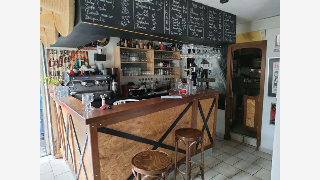 Cède bar restaurant terrasse Saint-Pierre-Des-Nids