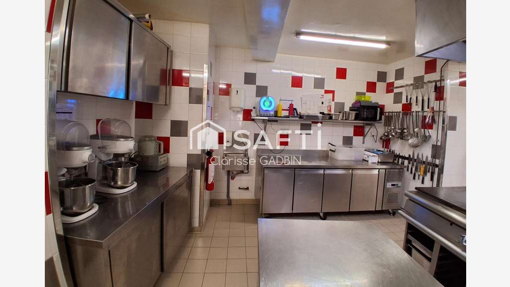 Vente restaurant traiteur à St-Saturnin-du-Limet