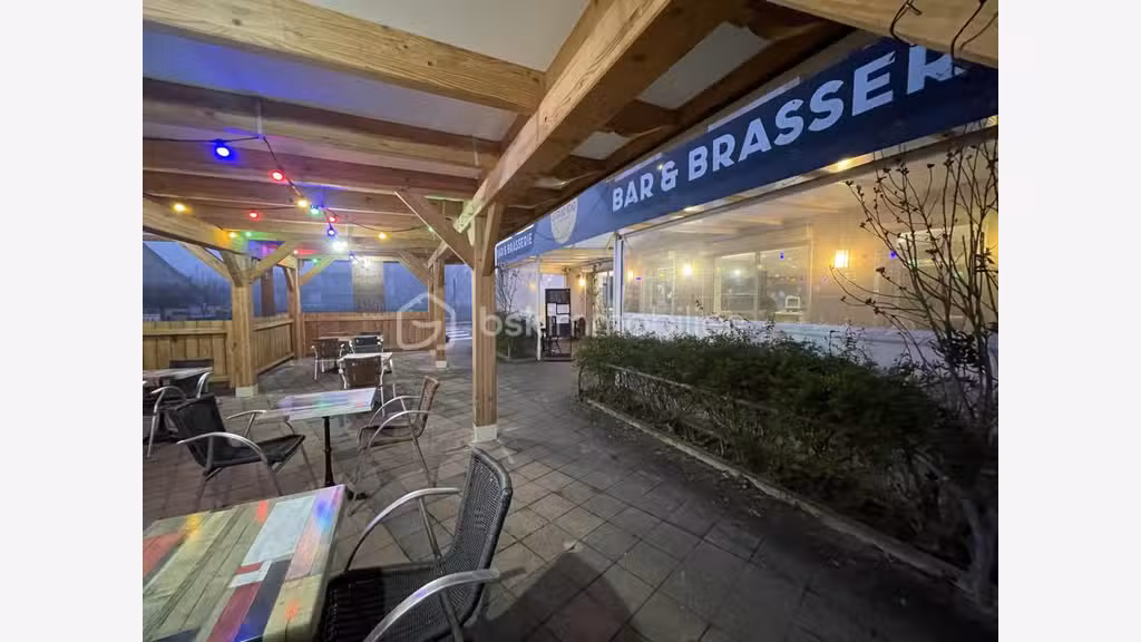 AV bar-brasserie-restaurant à St Sulpice La Pointe
