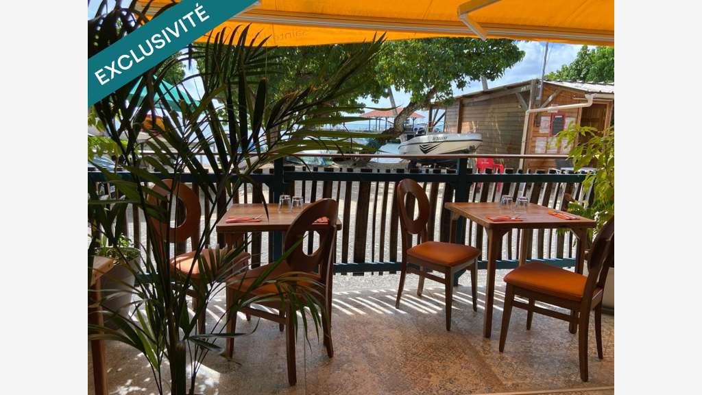 Vente restaurant tout équipé rénové à Sainte Luce