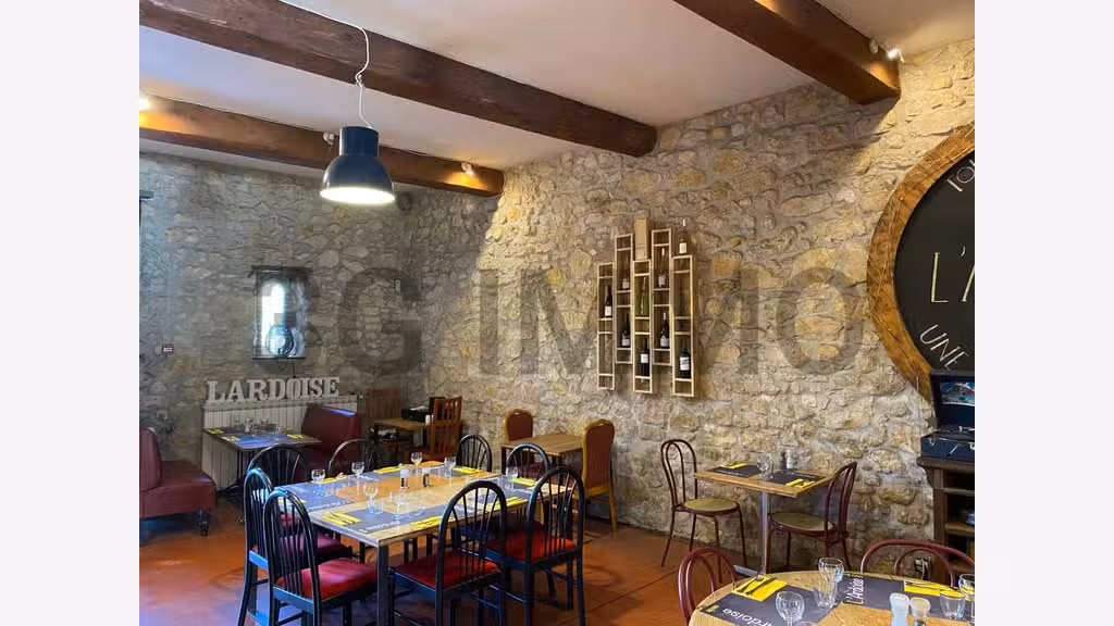 Vente restaurant au centre de Salles-d'Aude