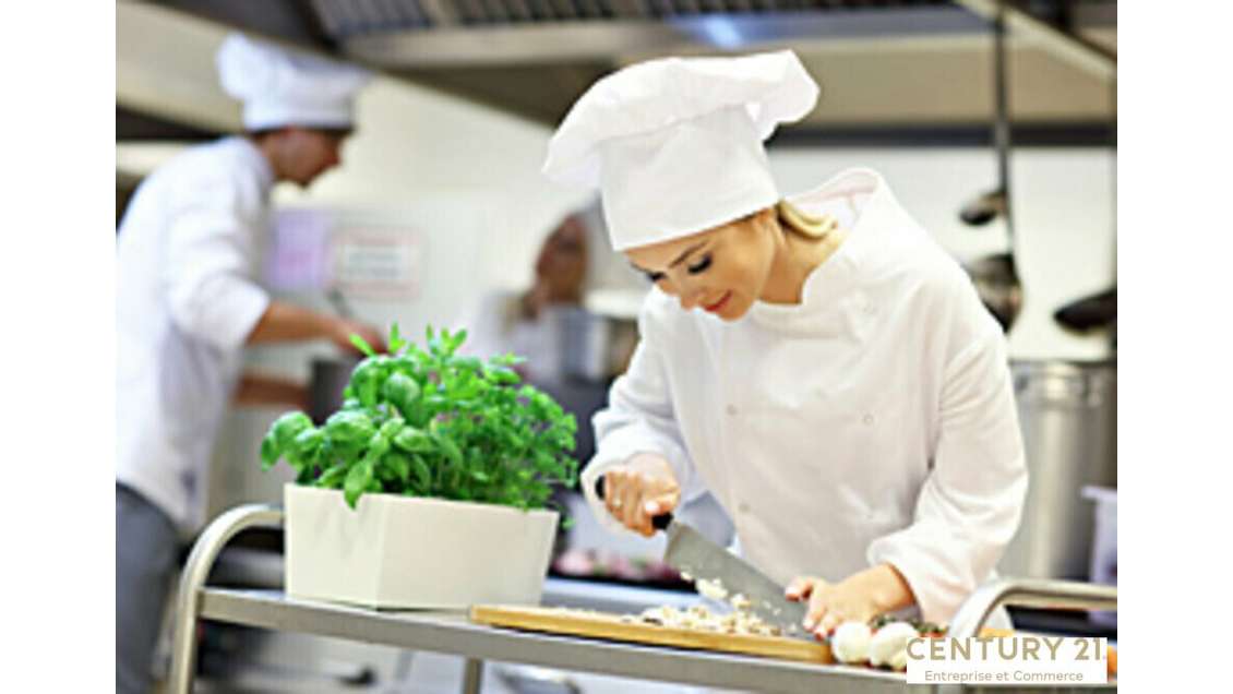 A vendre restaurant bar licence IV SUD Sarthe