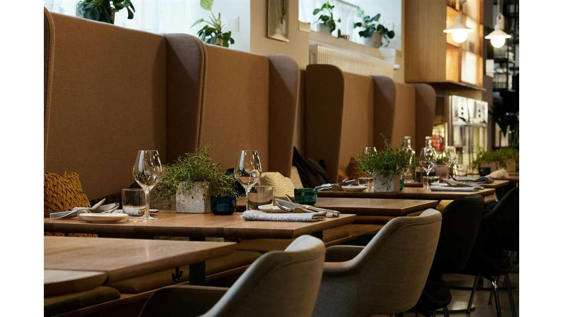 Bar brasserie restaurant face au marché 77