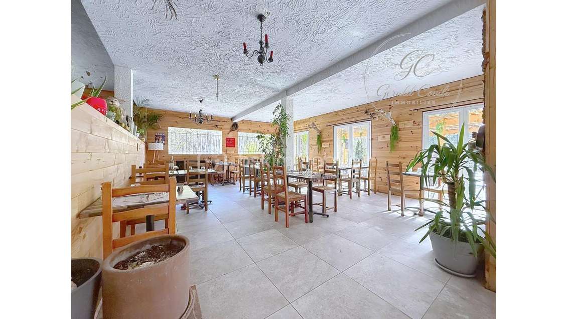 Vente restaurant + murs + logement à Séranon