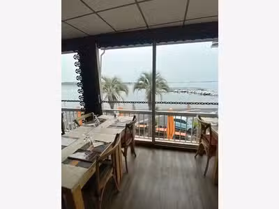 Vente restaurant emp N°1 Etang de Thau proche Sète