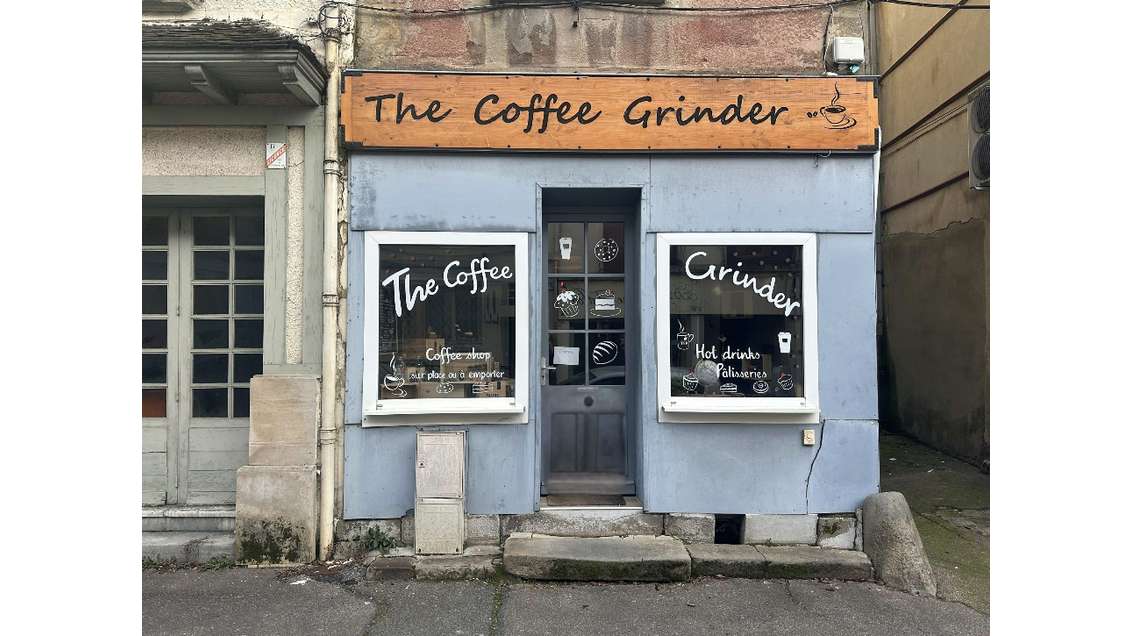 A vendre coffee shop empl stratégique à Sézanne