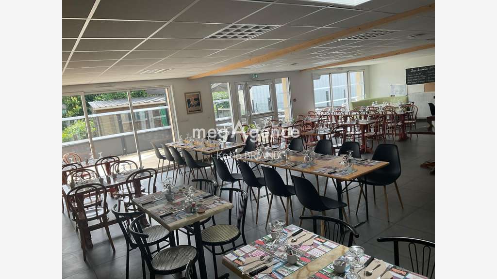 Vente FDC restauration emplacement idéal à Simplé