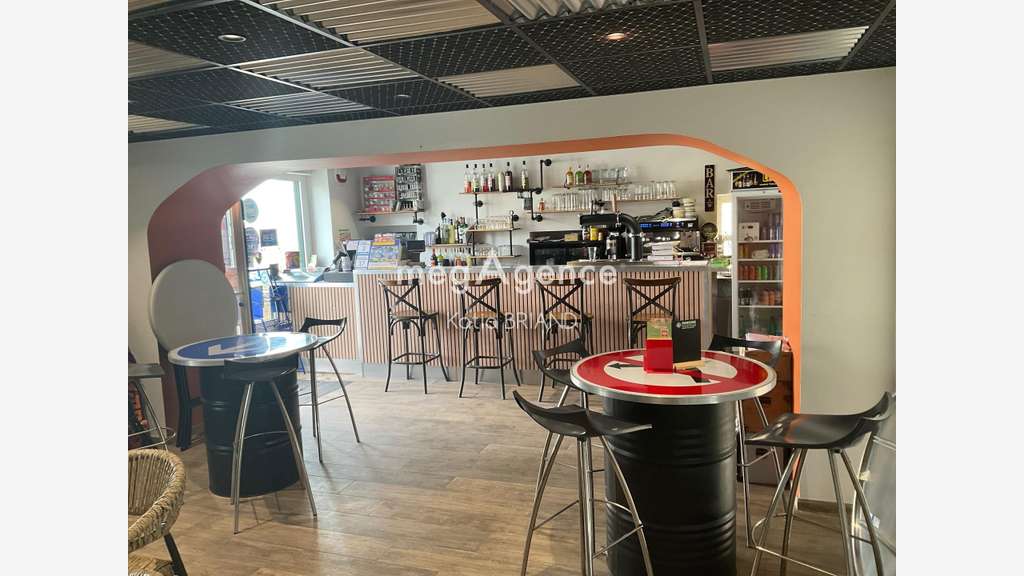 Vente FDC restauration emplacement idéal à Simplé