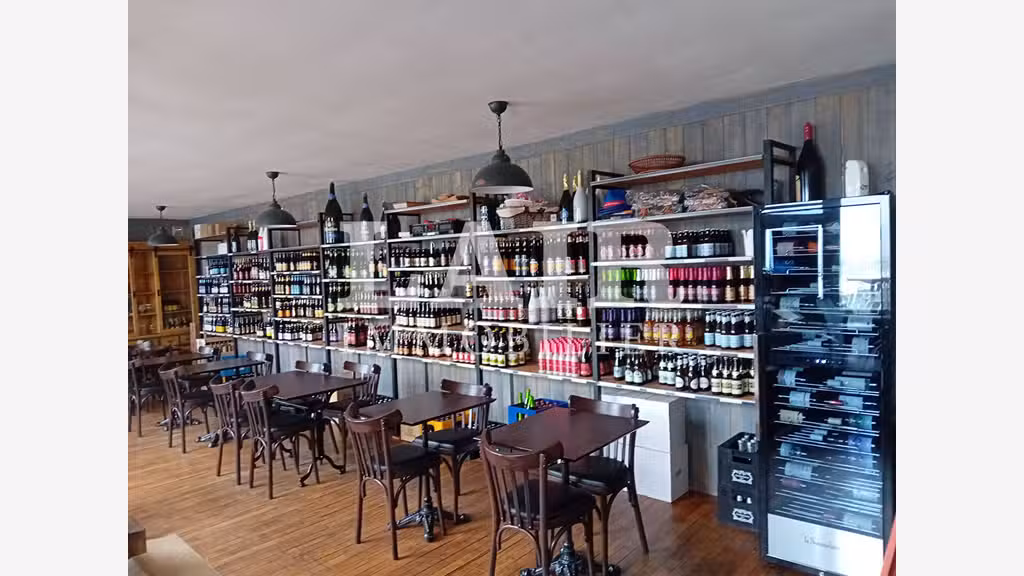 A vendre restaurant bar à Saint Leonard des Bois
