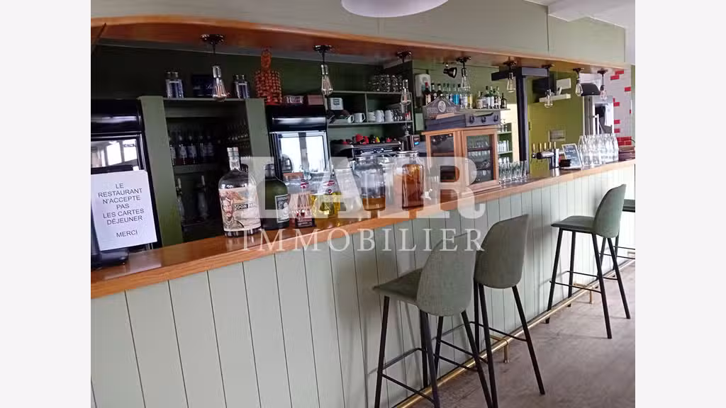 A vendre restaurant bar à Saint Leonard des Bois