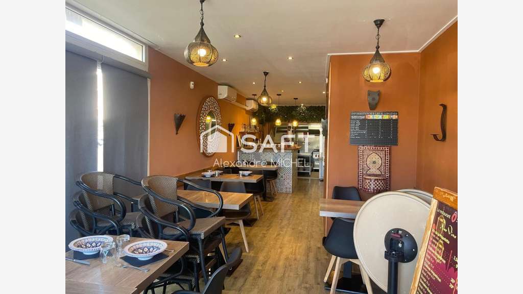 AV restaurant sous les Halles Six-Fours-Les-Plages