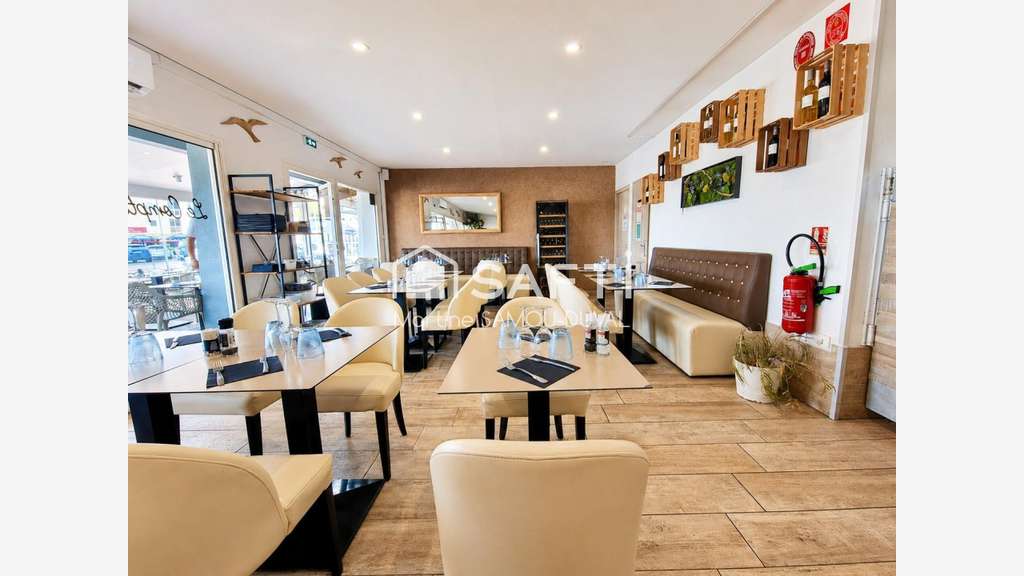 FDC restauration, face à la mer à La Coudoulière