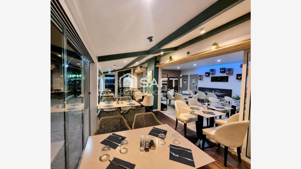 FDC restauration, face à la mer à La Coudoulière