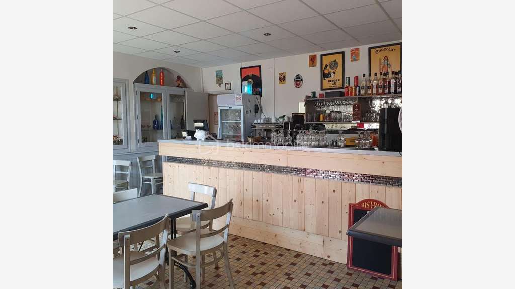 Vente restaurant avec logement Sommieres du Clain