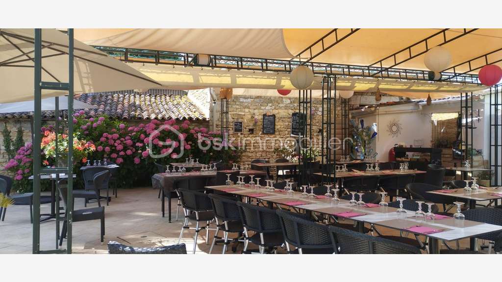 Vente restaurant avec logement Sommieres du Clain