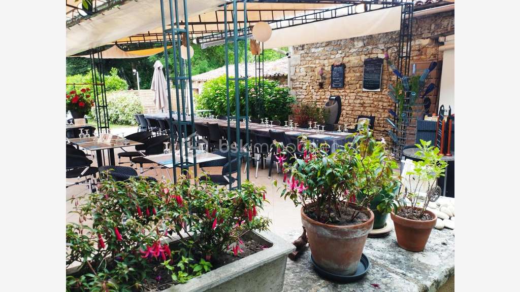 Vente restaurant avec logement Sommieres du Clain