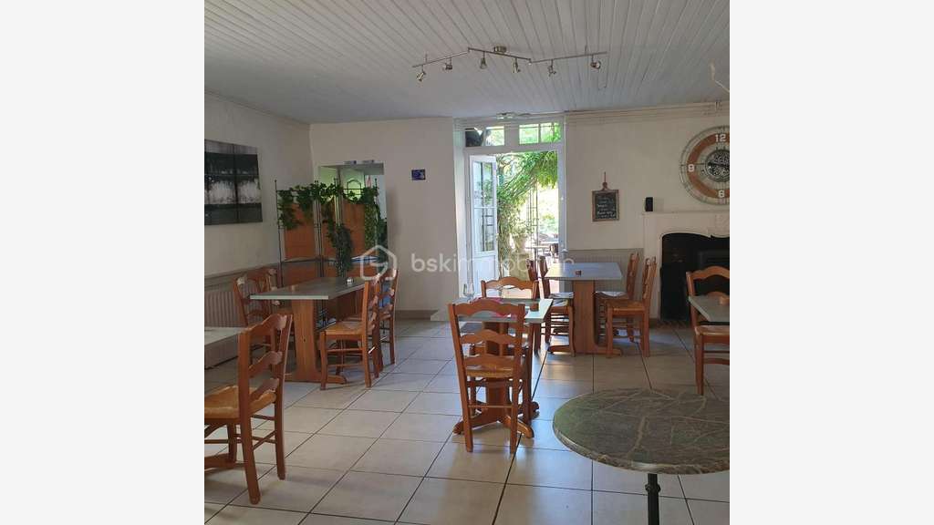 Vente restaurant avec logement Sommieres du Clain