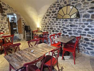 Vente restaurant magnifique village sud Ardèche