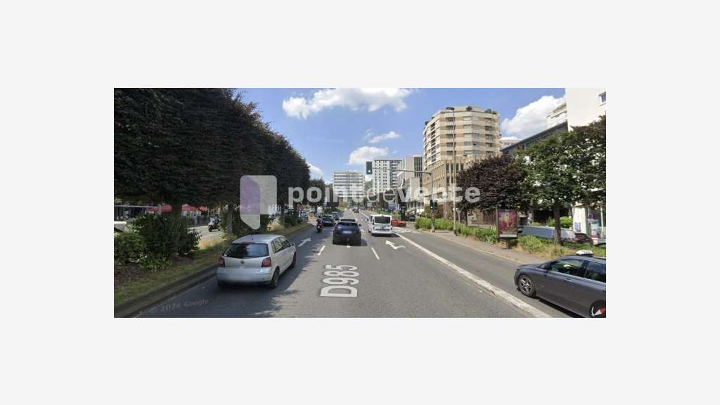 AV restaurant Suresnes 64m² emplacement dynamique