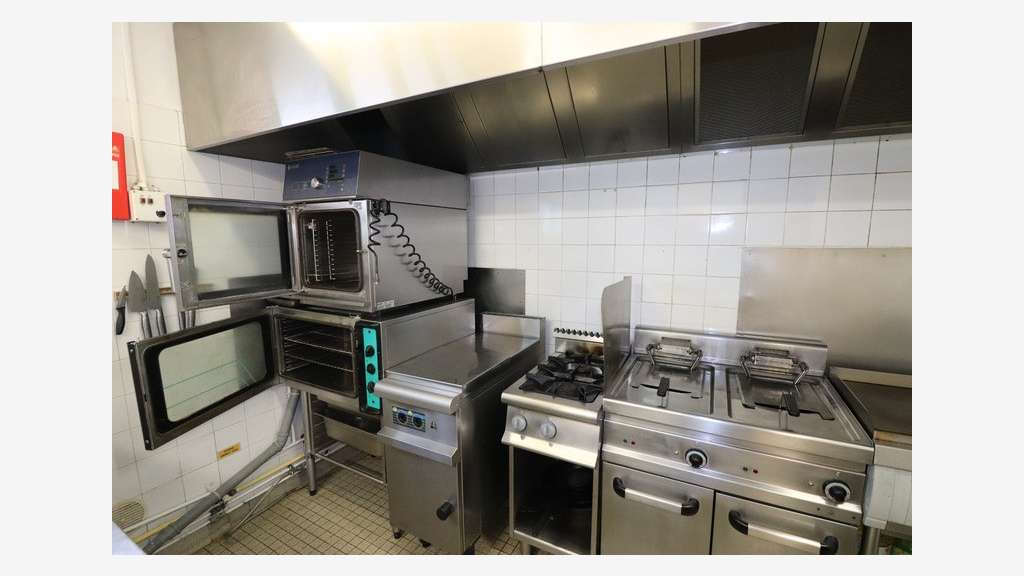 A vendre FDC restaurant limitrophe de Rochefort