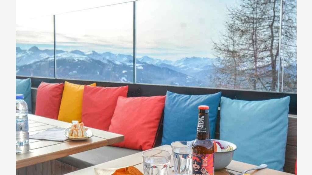 Cède restaurant altitude paradiski Tours en Savoie