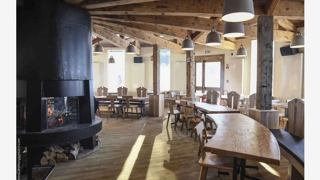 Cède restaurant altitude paradiski Tours en Savoie