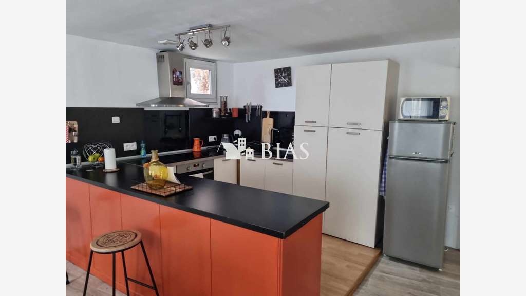 Vente restaurant traiteur en centre village Eure