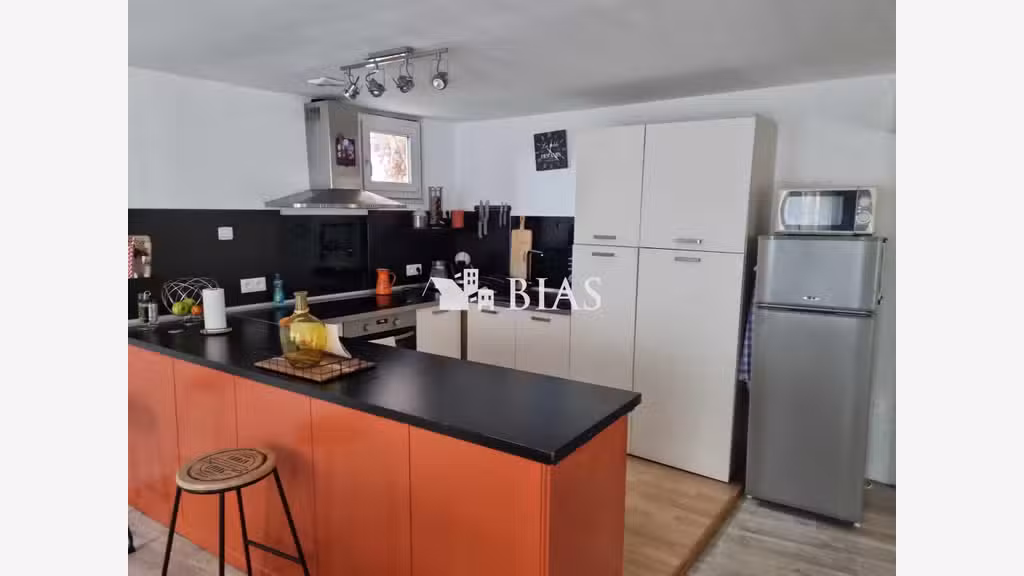Vente restaurant traiteur en centre village Eure