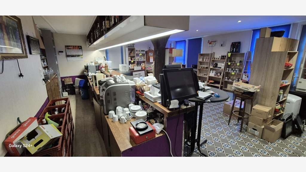 Vente restaurant traditionnel au centre de Troo