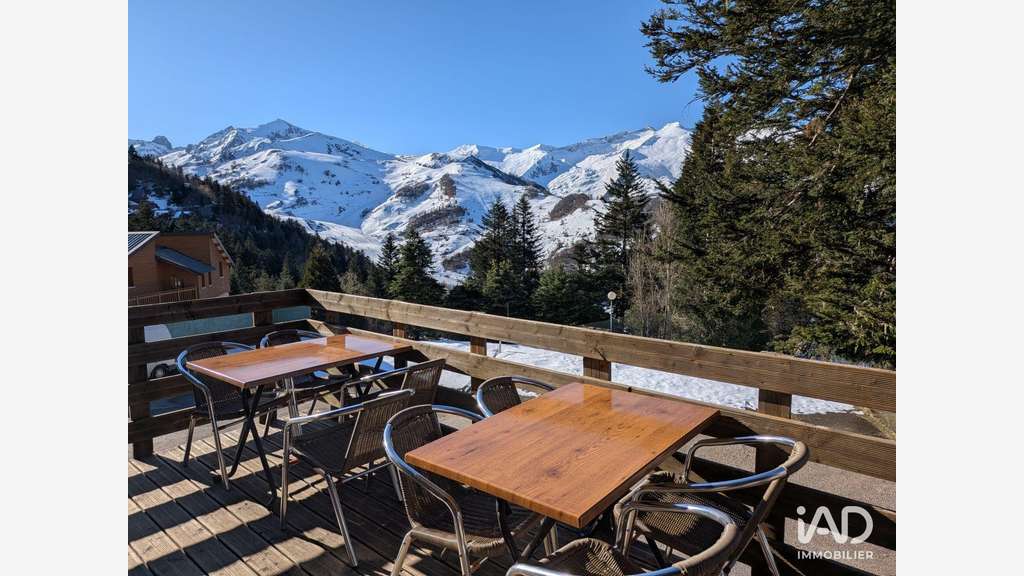 Vente magnifique bar restaurant à Guzet-Neige
