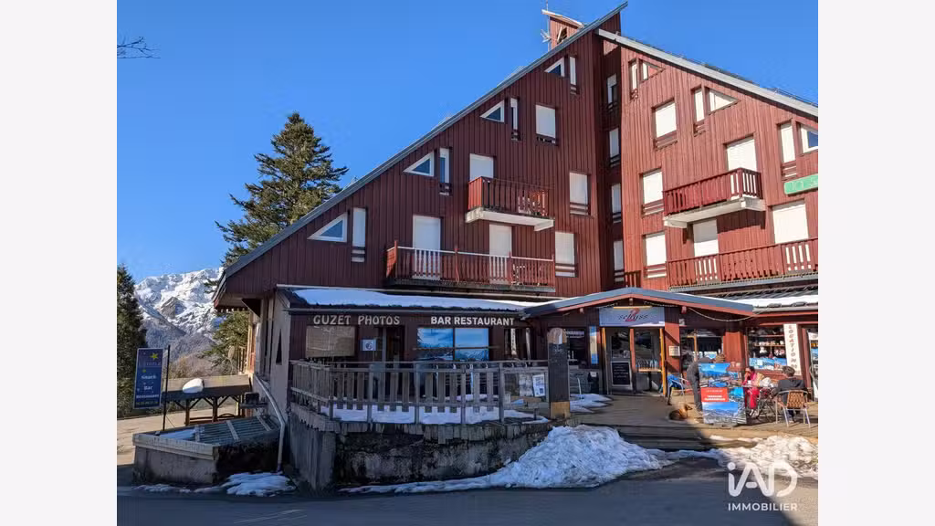 Vente magnifique bar restaurant à Guzet-Neige