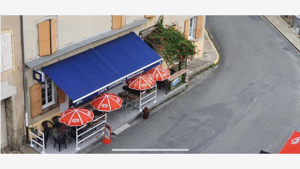 Vente bar restaurant et maison 232m² dans le Tarn