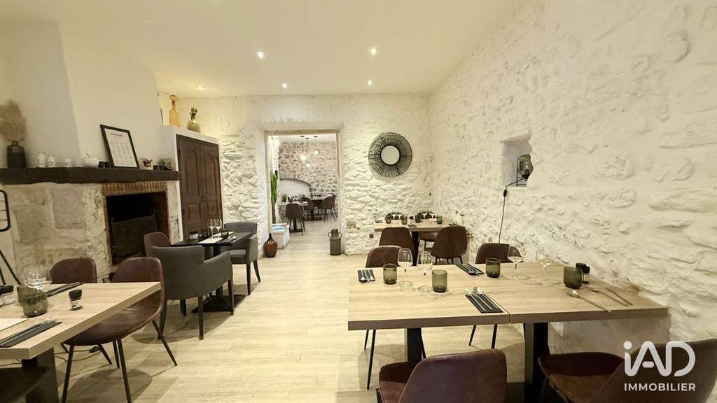AV restaurant centre touristique Vallon-Pont-d'Arc