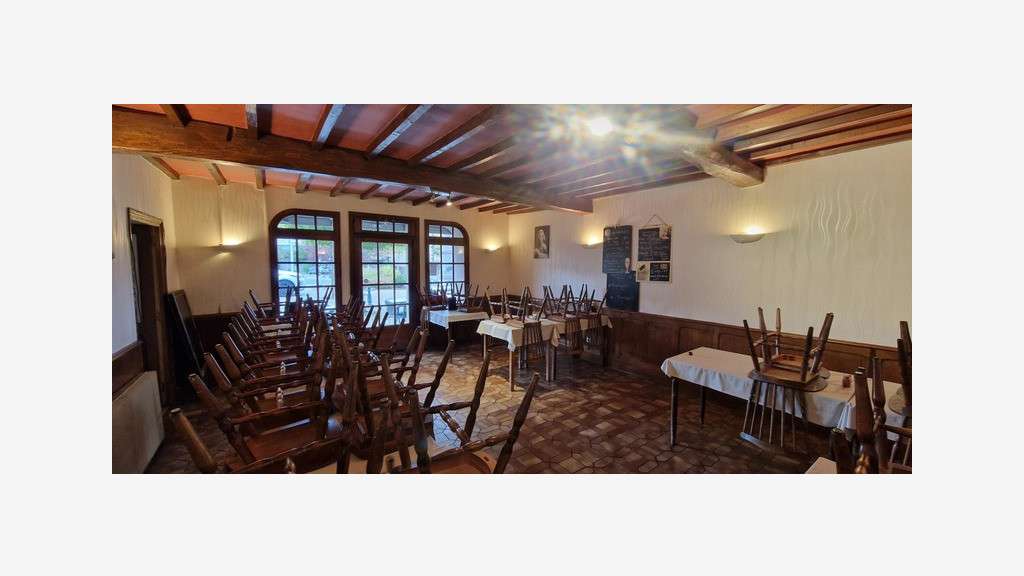 Bar-restaurant à vendre à Varennes sur Morge (63)