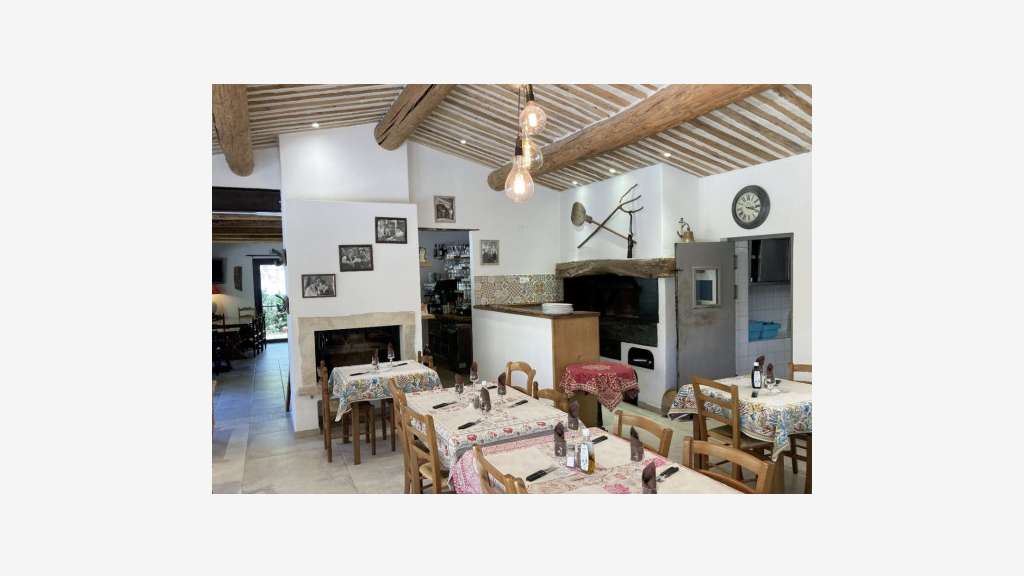 Vente restaurant pizzeria saisonnier au Luberon