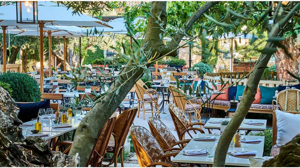 Vente FDC avec terrasse en centre ville de Vence