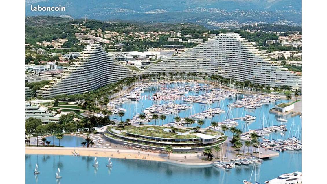 AV restaurant grande terrasse sur Port Marina