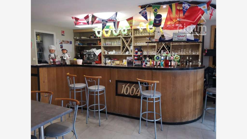 AV FDC restaurant bar à Vineuil emplacement N°1