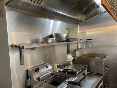 Vend restauration rapide street food à Paris 75011