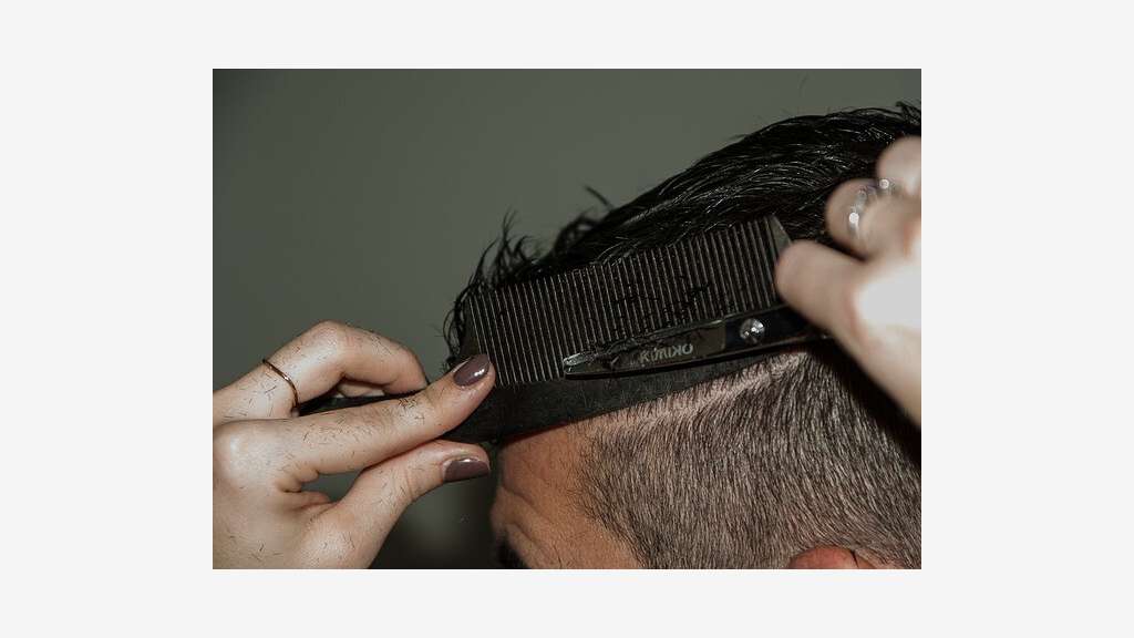 A céder salon de coiffure mixte ville des Landes