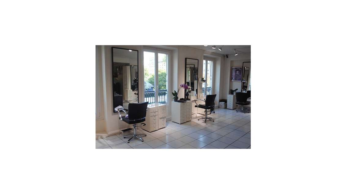 Vente salon de coiffure bord de la mer Cotentin