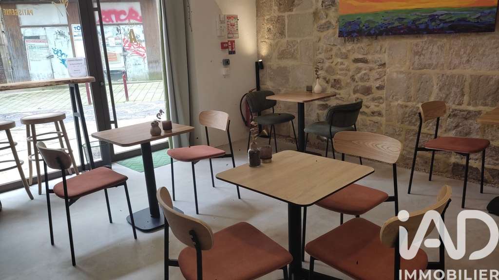 Vente salon de thé emplacement idéal à Lodève