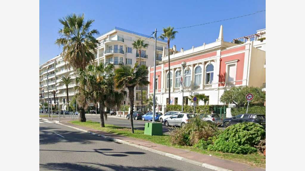 Vente snack traiteur avec terrasse à Nice centre