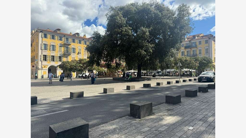 Vente bar tapas terrasse quartier Bonaparte à Nice
