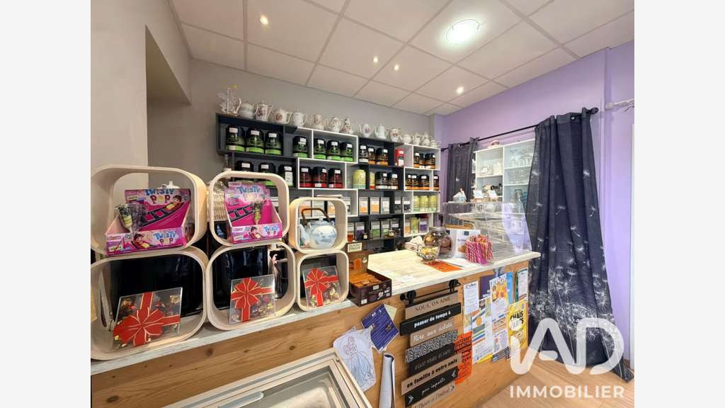 Vente salon de thé à Saint-Antoine-de-Breuilh