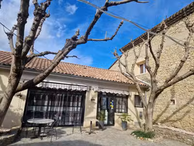 Vente restaurant en pierres et maison Drôme
