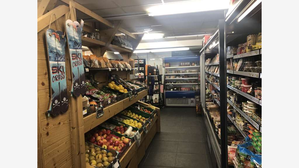 Vente supérette en station ski de Praz sur Arly