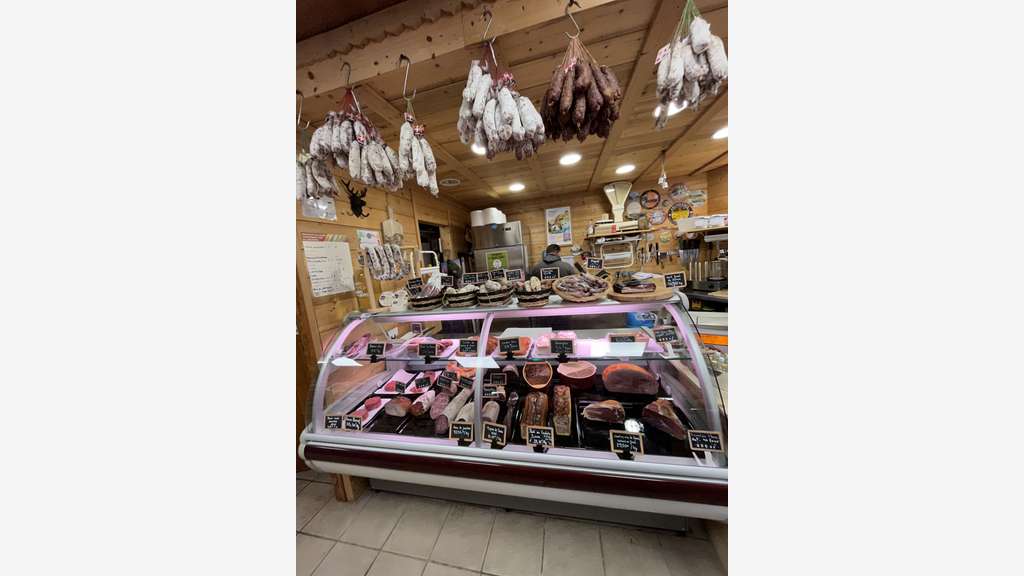 Vente supérette saisonnière en station ski Manigod