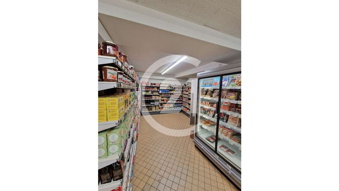 Cède supérette multi services sous enseigne 07