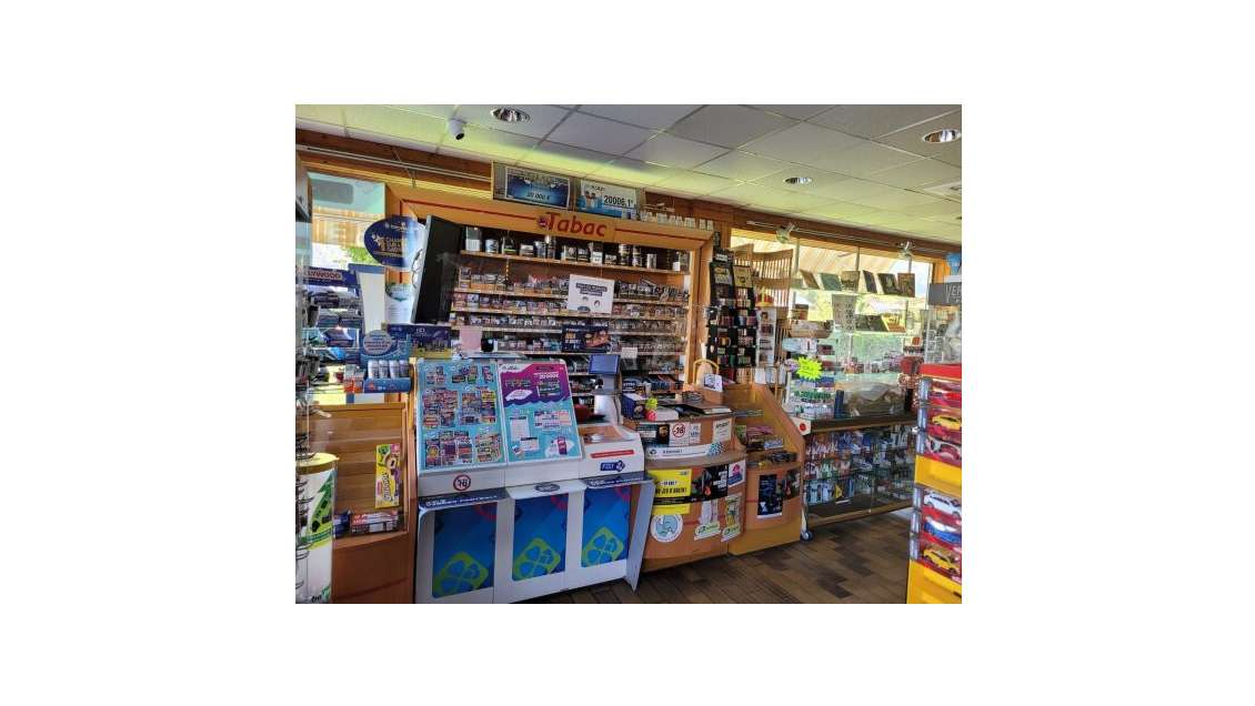 Vend tabac presse loterie proche stations Savoie